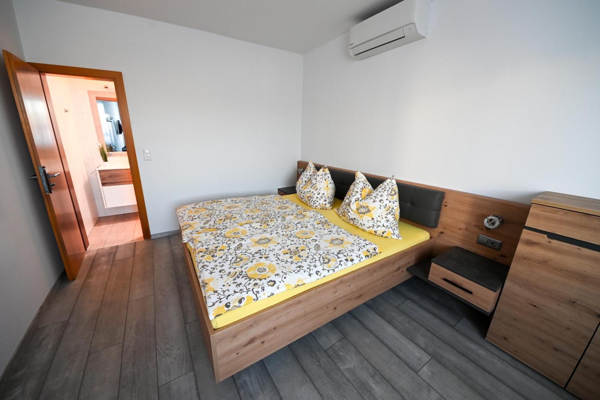 Gaestehaus Zum See 일미츠 외부 사진